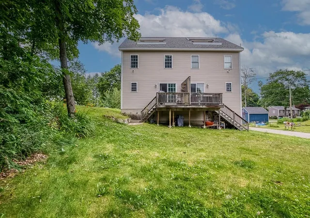 Homes for sale in Clinton, MA | 289 Chace Street #B, Clinton, MA 01510 | MLS# 73539857