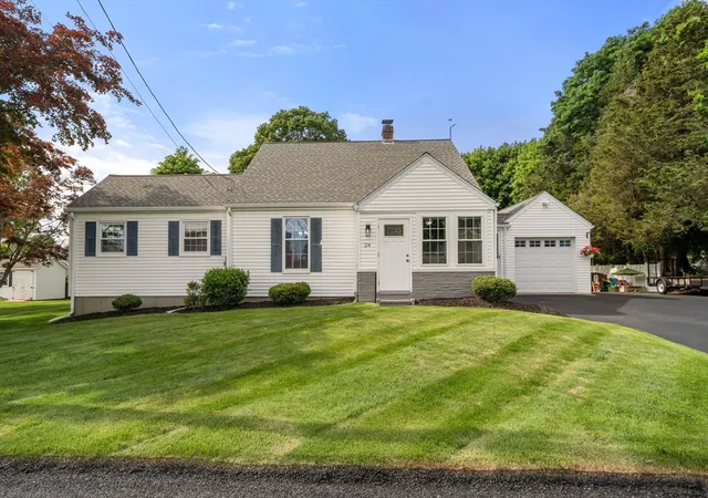 2nd image of 24 Wilbur St, Raynham, MA 02767 | MLS# 73537122
