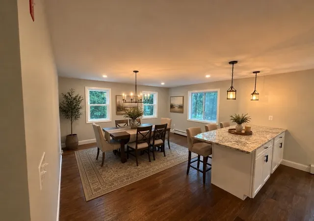 5th image of 658 Berkley St, Berkley, MA 02779 | MLS# 73542139