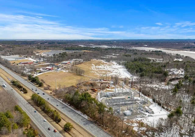 4th image of 11 Pond Hill, Amesbury, MA 01913 | MLS# 73559107