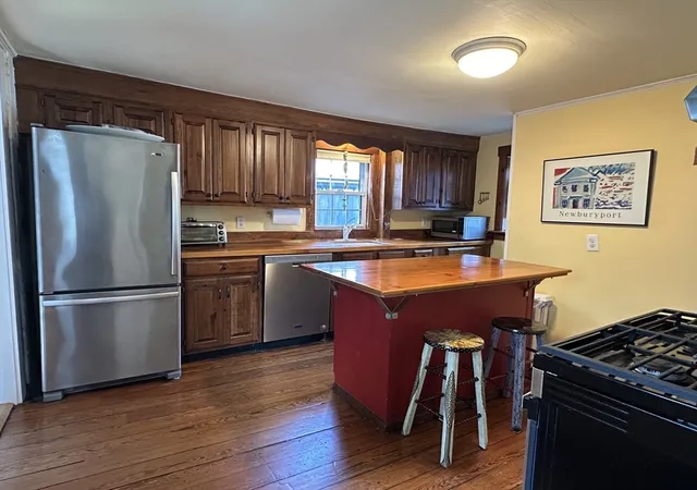 Photo 2 of Single family home for sale at 38 Market, Newburyport, MA 01950 | MLS# 73568967 | Listing updated on 2026-09-01