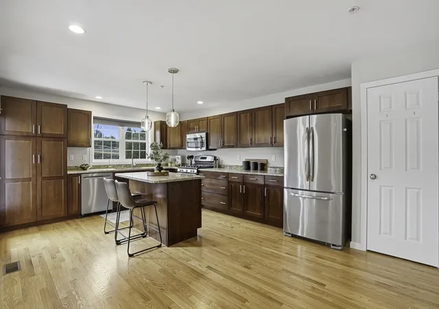 Homes for sale in Hopkinton, MA | 4 Patriots Blvd, Hopkinton, MA 01748