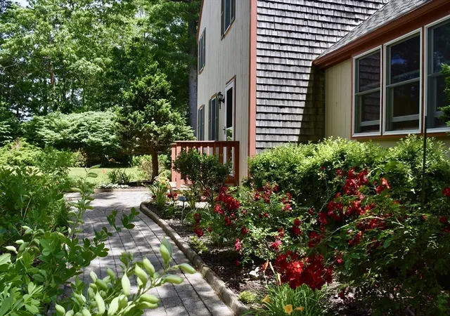 Photo 3 of Sale Pending at 5 Windy Hl Dr, Plymouth, MA 02360 | MLS# 73542646 | Listing updated on 2026-08-11