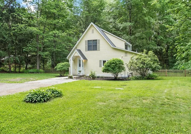 Homes for sale in Lancaster, MA | 42 Fuller Ave, Lancaster, MA 01523 | MLS# 73530009