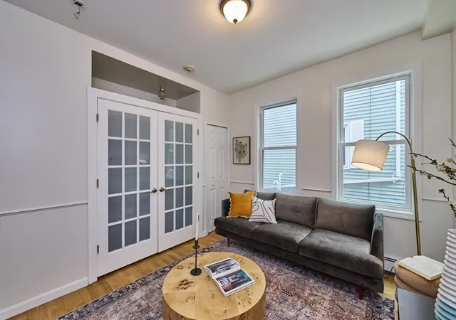 Homes for sale in Cambridge, MA | 9 Mullins Ct, Cambridge, MA 02141
