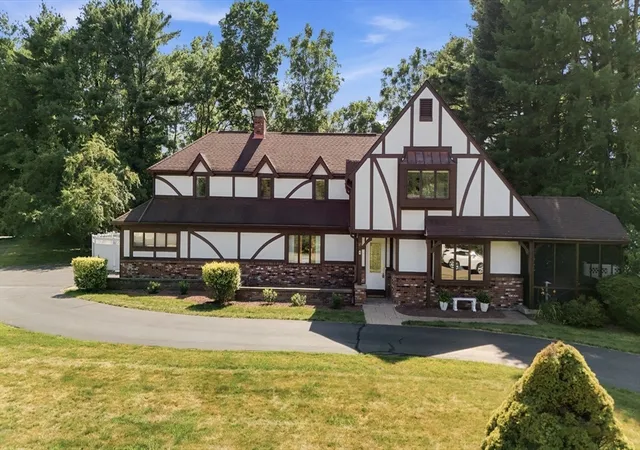 Photo 2 of Single family home for sale at 35 Cross Meadow Rd, East Longmeadow, MA 01028 | MLS# 73549141 | Listing updated on 2026-09-10