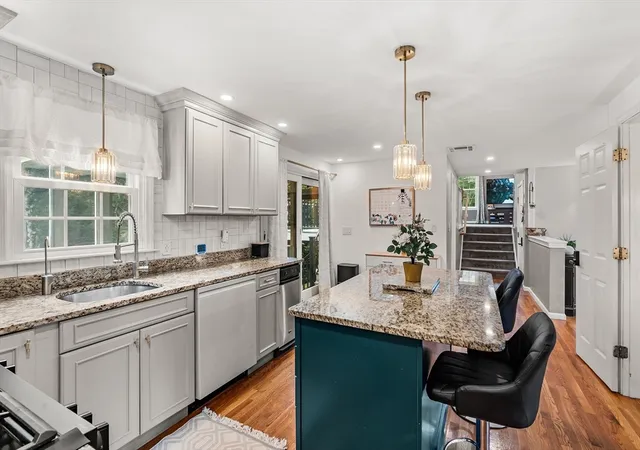 5th image of 16 Jasmine Rd, Medway, MA 02053 | MLS# 73568257