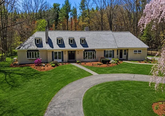 42nd image of 167 South Street, Carlisle, MA 01741 | MLS# 73513427