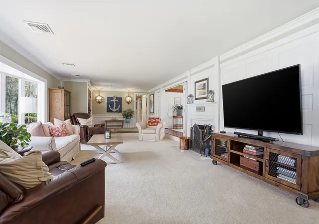 4th image of 167 South Street, Carlisle, MA 01741 | MLS# 73513427