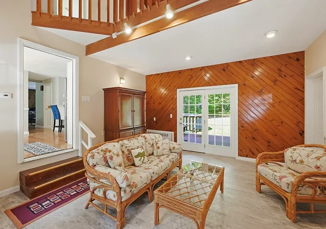 Homes for sale in Rehoboth, MA | 170 Rocky Hill Rd, Rehoboth, MA 02769 | MLS# 73532802