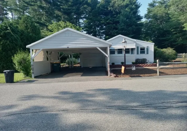 1st image of 28 Maplewood Dr, Halifax, MA 02338 | MLS# 73553472
