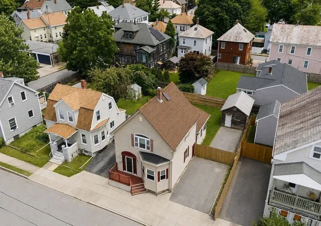 29th image of 52 Florence St, New Bedford, MA 02740 | MLS# 73555095