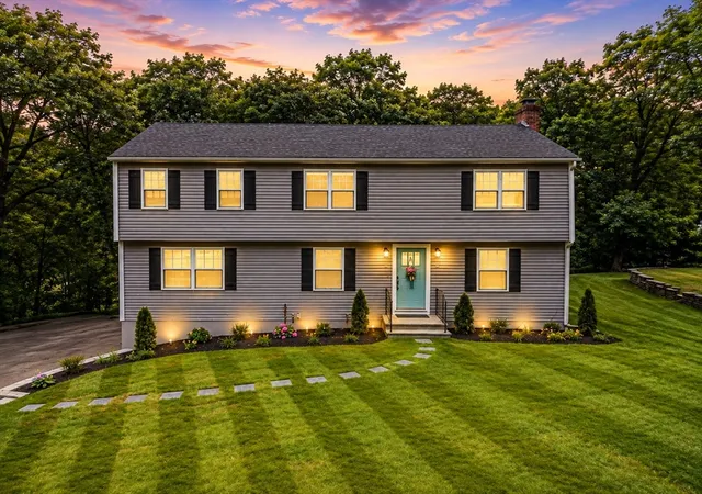1st image of 21 Arrowhead Rd, Topsfield, MA 01983 | MLS# 73559384