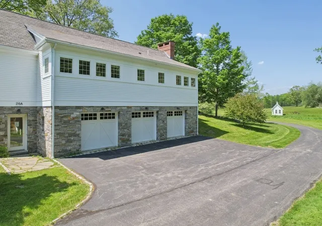 42nd image of 26 Madigan Ln, Harvard, MA 01451 | MLS# 73524554