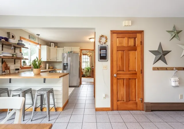 5th image of 1 Ocean Dr, Mattapoisett, MA 02739 | MLS# 73537972
