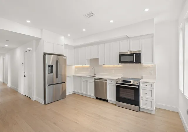 Photo 4 of Condo for sale at 32 Orkney Rd #2, Brighton, MA 02135 | MLS# 73561059 | Listing updated on 2026-10-11
