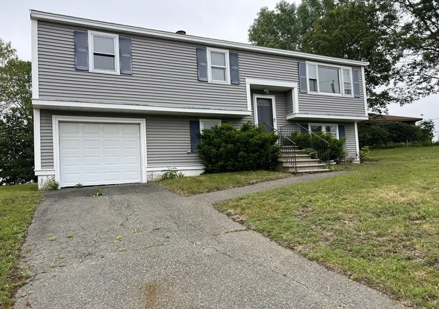Photo 1 of Single family home for sale at 11 Skyview Ln, Woburn, MA 01801 | MLS# 73554299 | Listing updated on 2026-07-27