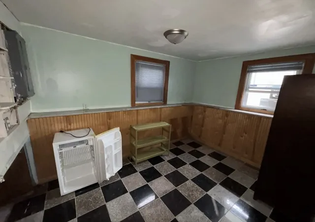 5th image of 11 Othello St, Brockton, MA 02301 | MLS# 73506905