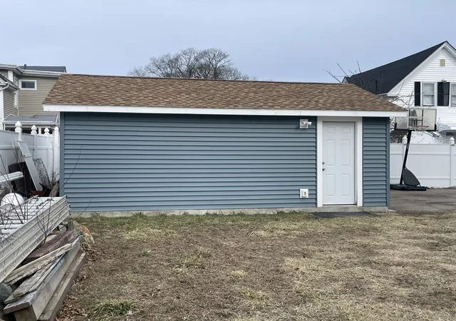 4th image of 73 Lowell St, Brockton, MA 02301 | MLS# 73492914