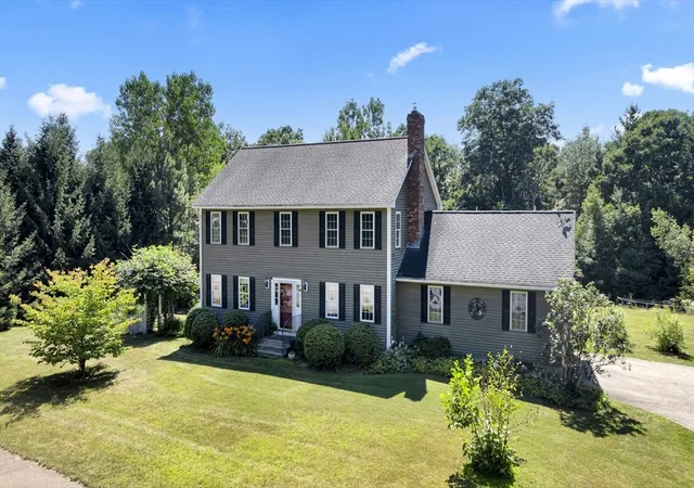 3rd image of 1 Deer Run Rd, Spencer, MA 01562 | MLS# 73554244