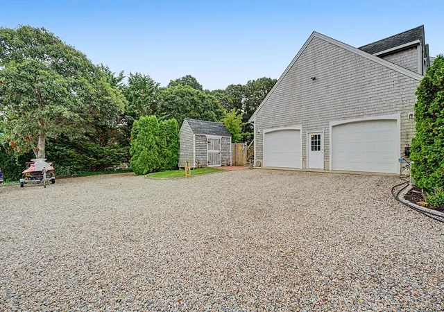 2nd image of 12 Gordon Ln, Yarmouth Port, MA 02675 | MLS# 73565767
