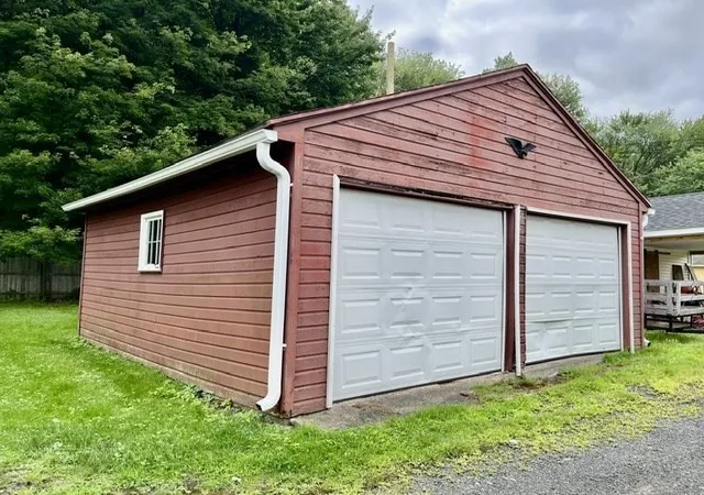 2nd image of 83 Lamb St, South Hadley, MA 01075 | MLS# 73560988