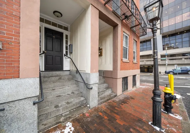 2nd image of 4 Derne Street Condominium, Boston, MA 02114