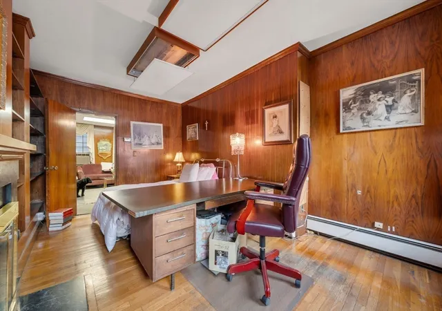 5th image of 4 Derne Street Condominium, Boston, MA 02114