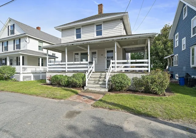 1st image of 44 P St, Hull, MA 02045 | MLS# 73532753