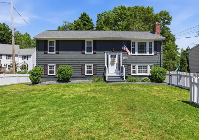 Homes for sale in Framingham, MA | 1384 Concord Street, Framingham, MA 01701 | MLS# 73533525