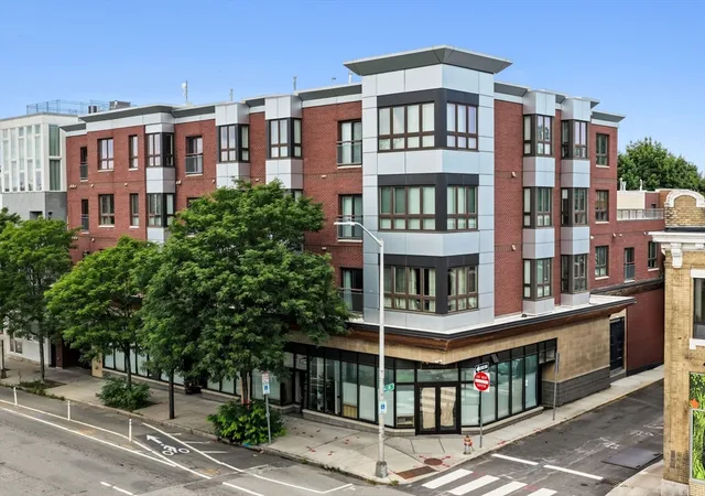 1st image of 1975 Massachusetts Ave #302, Cambridge, MA 02140 | MLS# 73562504