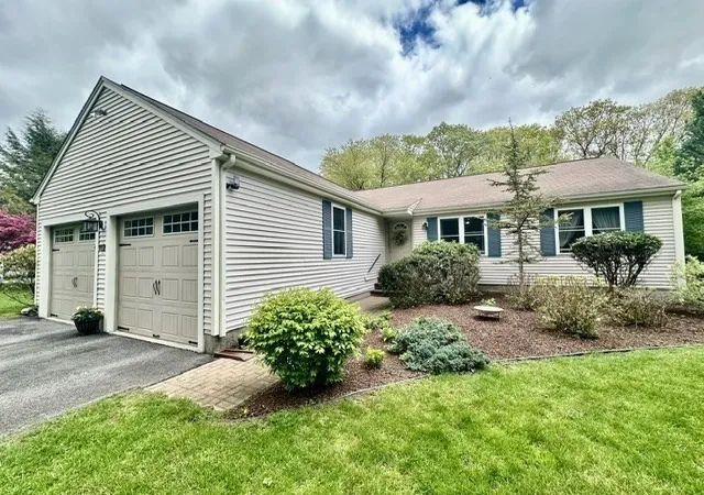 Homes for sale in Attleboro, MA | 112 Smith St, Attleboro, MA 02703 | MLS# 73521088