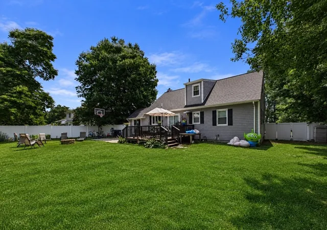 Homes for sale in North Dartmouth, MA | 41 Normand St, North Dartmouth, MA 02747 | MLS# 73549511