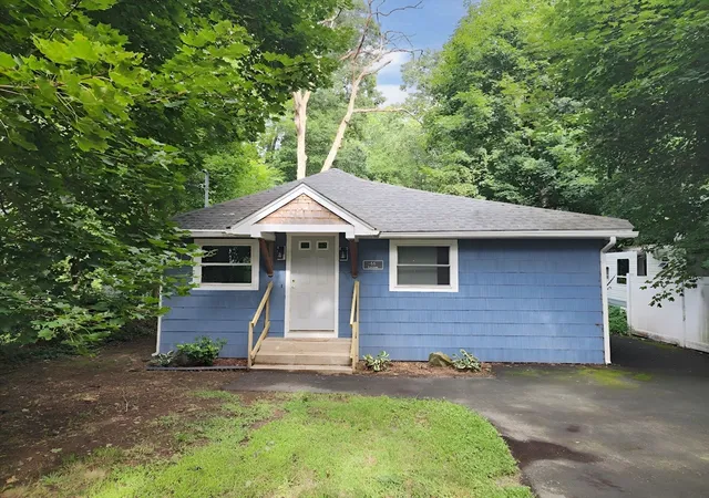 1st image of 66 Lakeshore Dr, Holliston, MA 01746 | MLS# 73562233