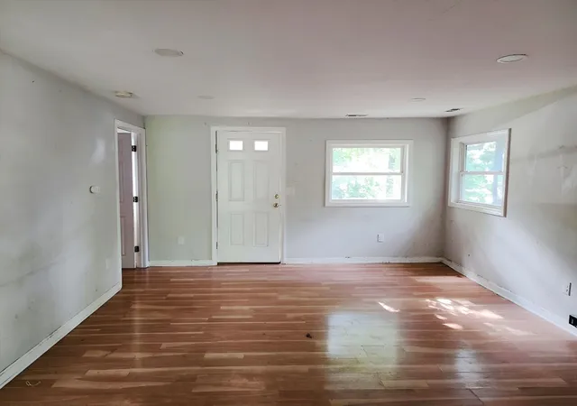 3rd image of 66 Lakeshore Dr, Holliston, MA 01746 | MLS# 73562233