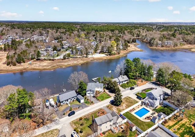 3rd image of 63 Edgewater Dr, Wareham, MA 02571 | MLS# 73509090