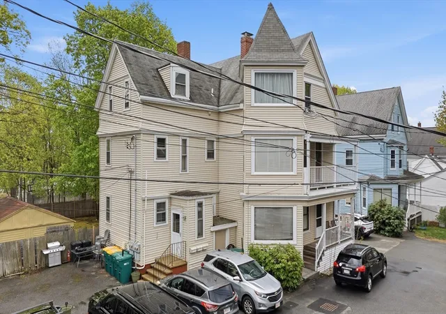 Homes for sale in Woburn, MA | 6 Richmond Park, Woburn, MA 01801 | MLS# 73514254