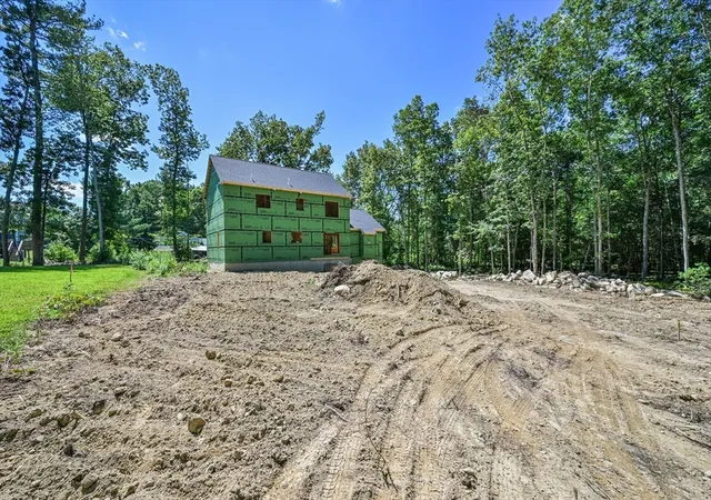 Photo 4 of Single family home for sale at 35 Sawmill Rd, Dudley, MA 01571 | MLS# 73566164 | Listing updated on 2026-08-25