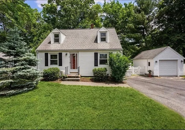 Homes for sale in Ashland, MA | 167 Myrtle St, Ashland, MA 01721 | MLS# 73534565