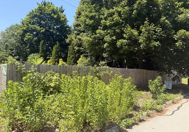 Homes for sale in Worcester, MA | 153a Brookline St, Worcester, MA 01603 | MLS# 73544601