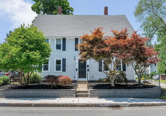 Homes for sale in Framingham, MA | 13 Hamilton St, Framingham, MA 01701 | MLS# 73544925