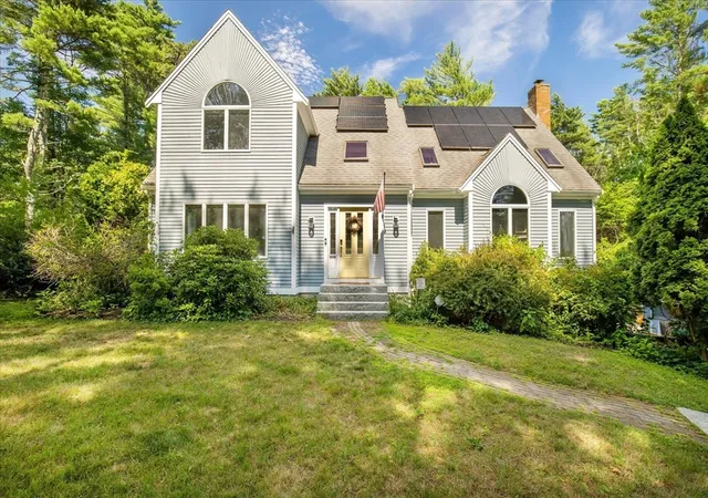 1st image of 20 Ortolani Cir, Kingston, MA 02364 | MLS# 73548547