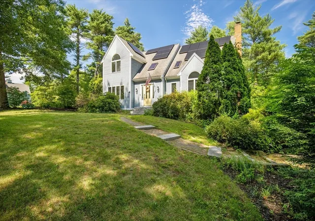 2nd image of 20 Ortolani Cir, Kingston, MA 02364 | MLS# 73548547