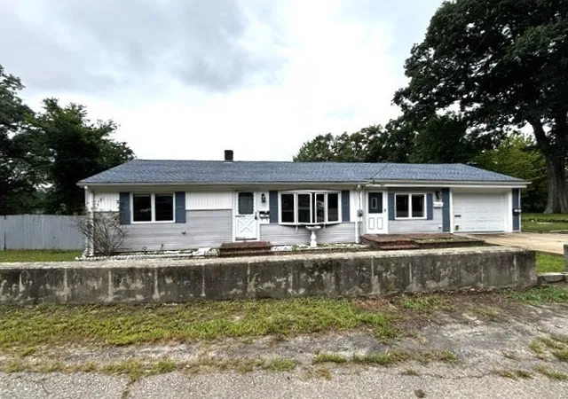 1st image of 78 Edgewater Dr, Blackstone, MA 01504 | MLS# 73565224