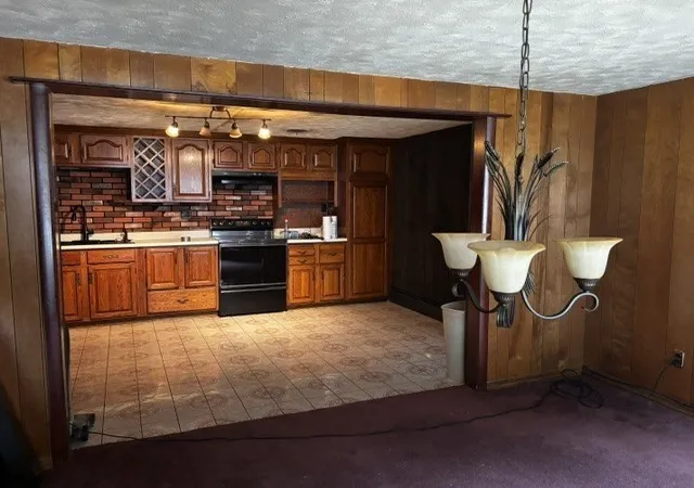 4th image of 78 Edgewater Dr, Blackstone, MA 01504 | MLS# 73565224