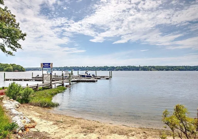 42nd image of 53 B Cummings Lane, Westport, MA 02790 | MLS# 73535379