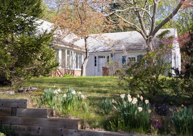 1st image of 5 Summer Street, Weston, MA 02493 | MLS# 73515302
