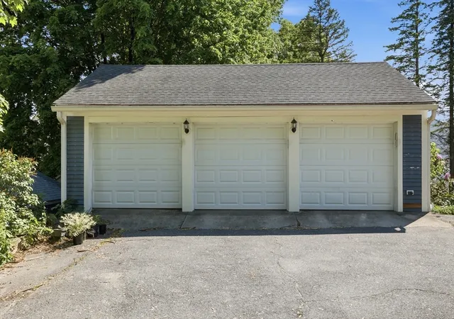 Homes for sale in Chelmsford, MA | 45 Church St, Chelmsford, MA 01863 | Houzeo