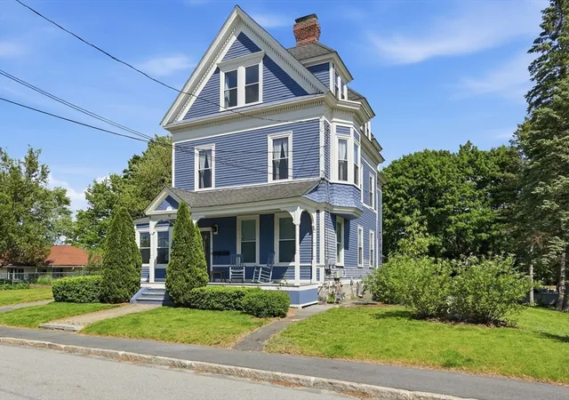 Homes for sale in Chelmsford, MA | 45 Church St #B, Chelmsford, MA 01863 | MLS# 73525259