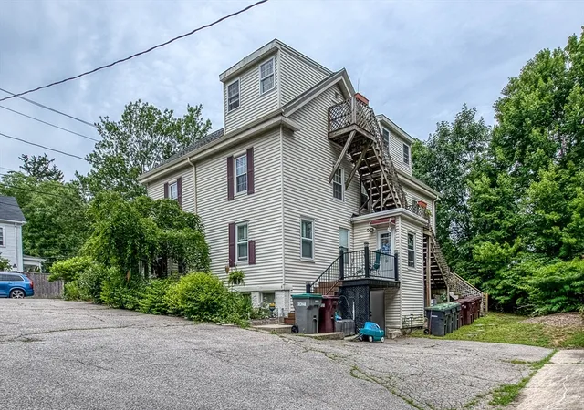 2nd image of 4 Spruce St, Dedham, MA 02026